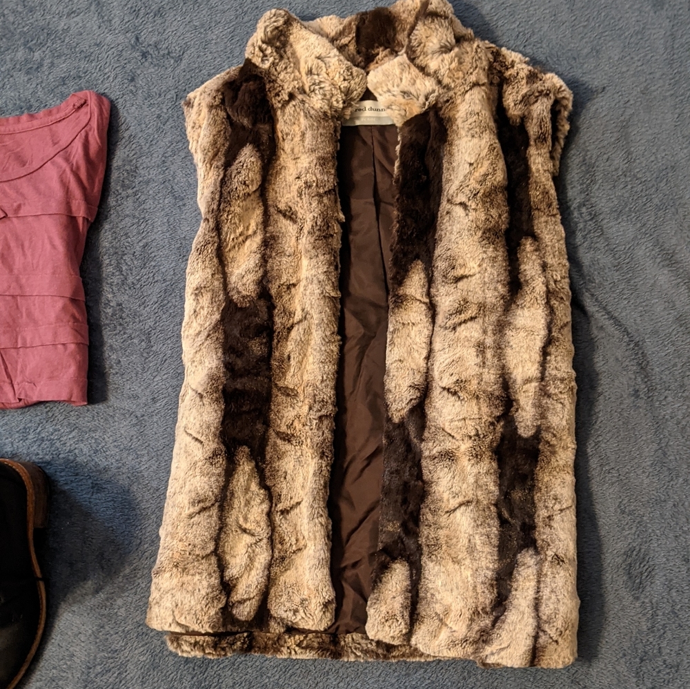 Faux Fur vest M 12P